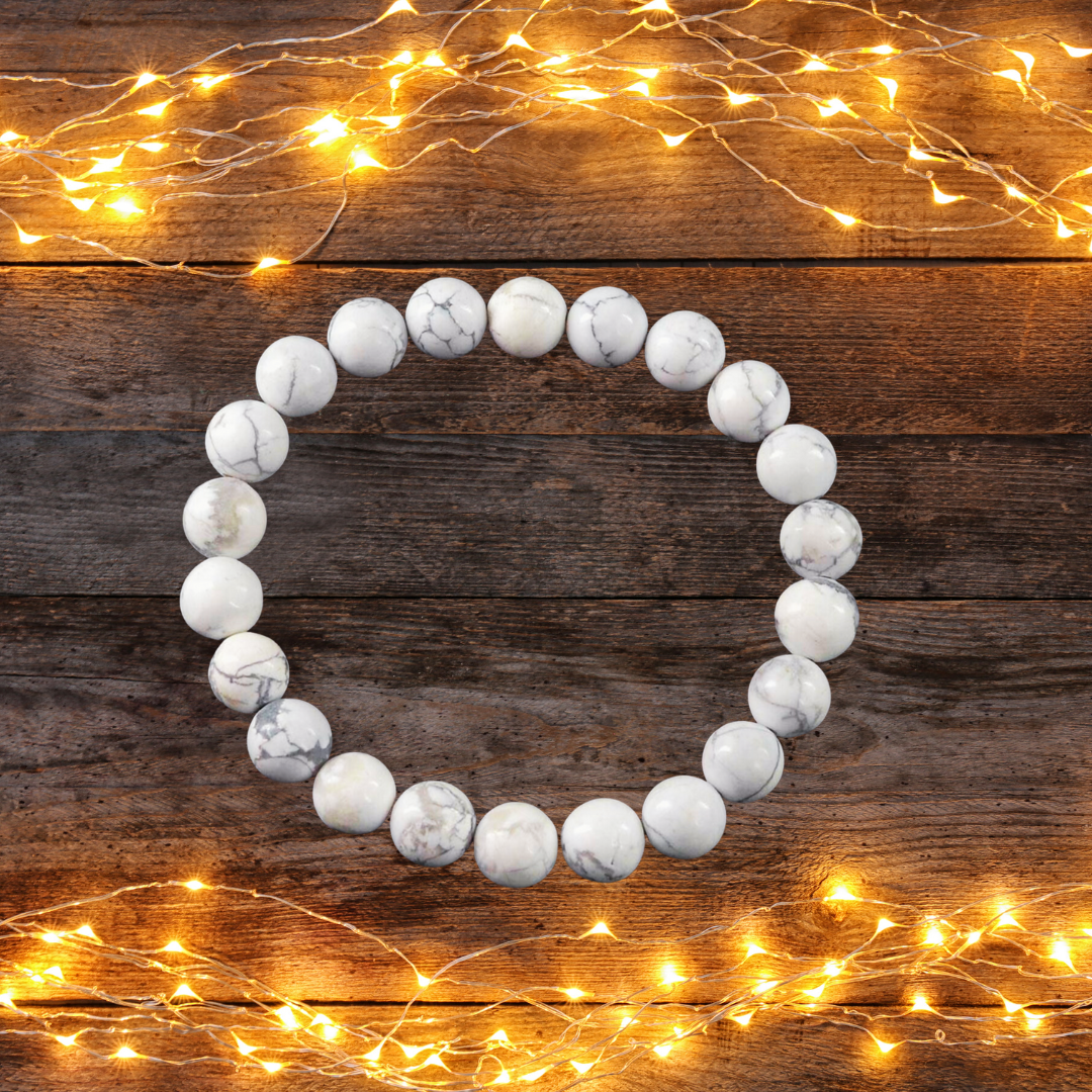 White Howlite Bracelet for Unisex - Inspire Calm and Creativity with 8mm Healing Beads - Perfect Gift for Men & Women